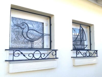Grilles décoratives en ferronnerie d'art Cet ouvrage fait partie des réalisations proposées par La Petite Enclume : Ouvrages en ferronnerie et métallerie en Côtes d'Armor