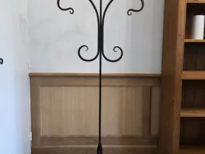Chandelier en fer forgé pour votre intérieur. Ouvrages en ferronnerie et métallerie en Côtes d'Armor