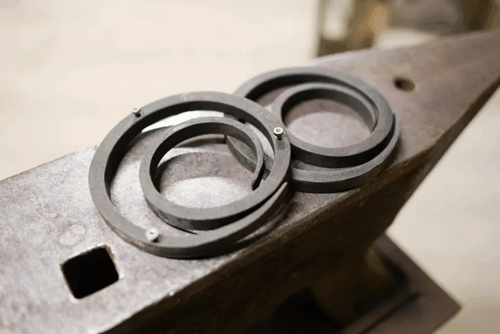 Dessous de plat forgé par La Petite Enclume