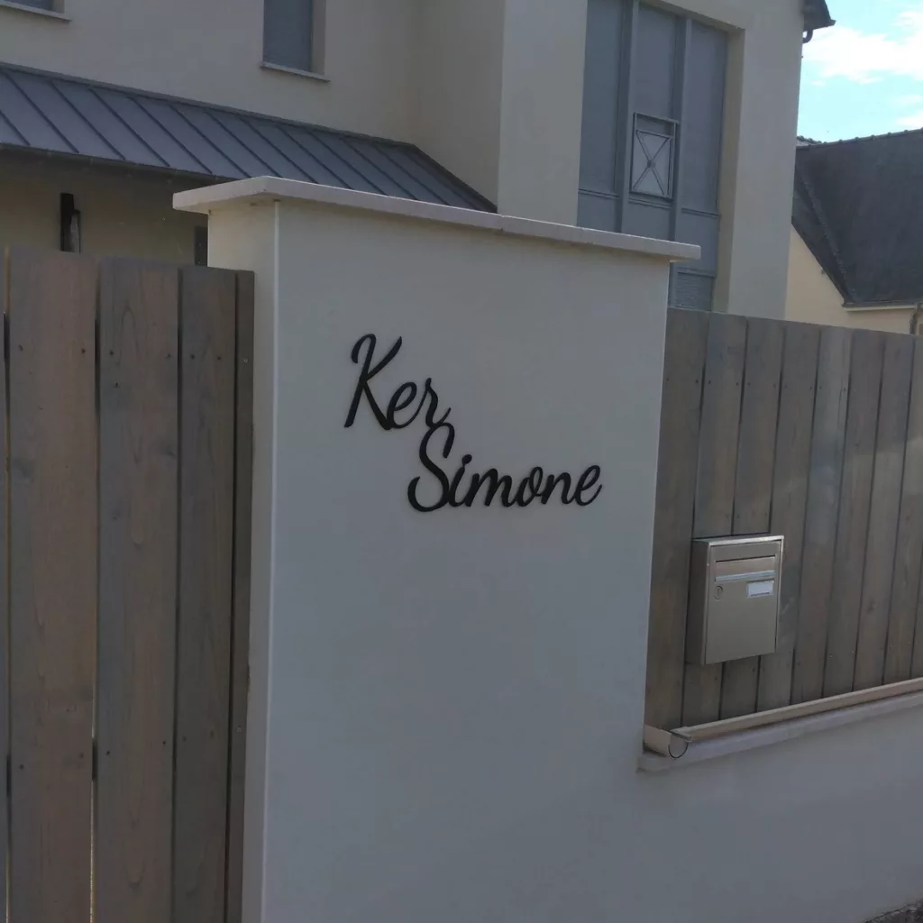 Enseigne en fer forgé